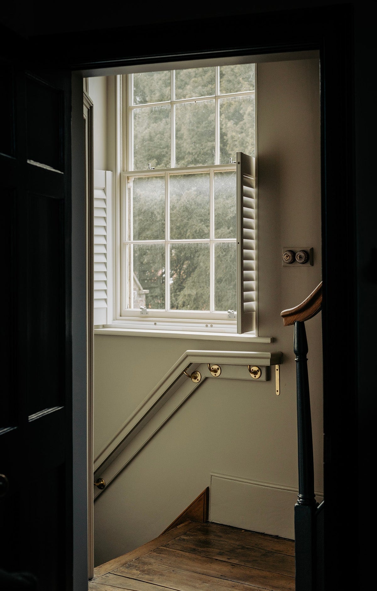 Sash Lift by From The Anvil