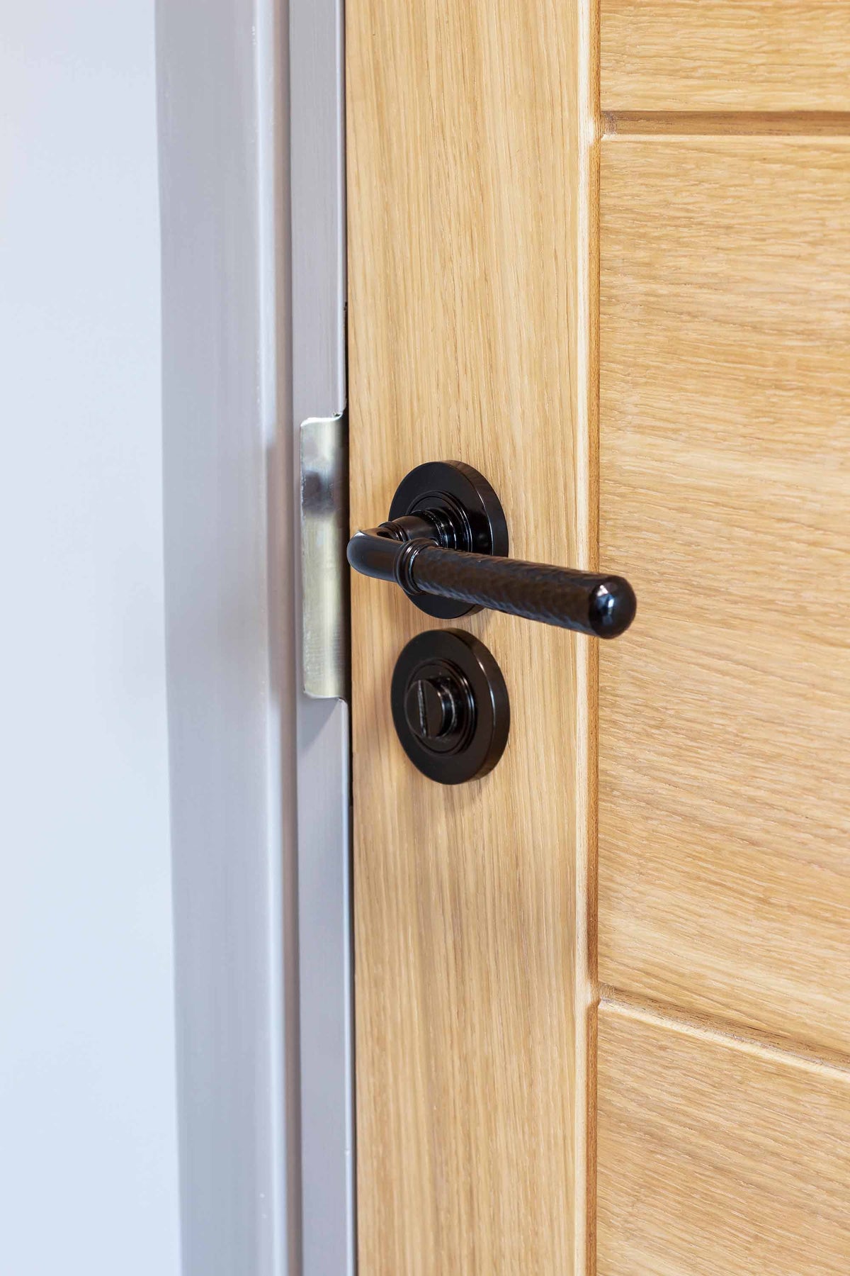 Hammered Newbury Lever on Rose Set (Unsprung) by From The Anvil