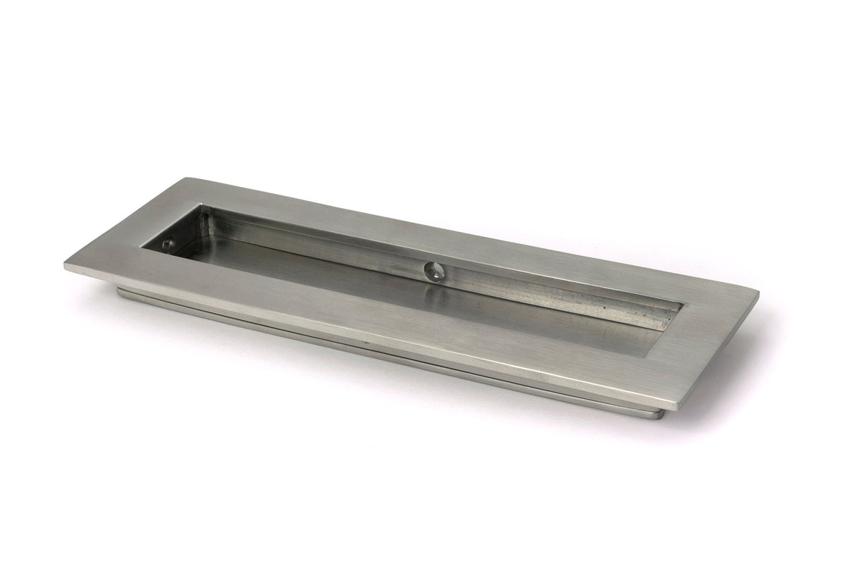 From The Anvil's Satin Marine SS (316) Plain Rectangular Pull