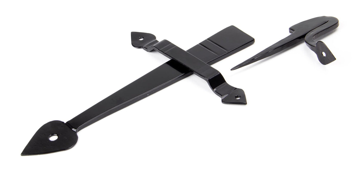 Tuscan Thumblatch by From The Anvil