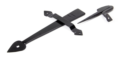 Tuscan Thumblatch by From The Anvil