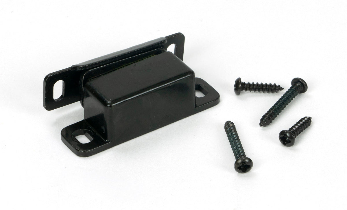 Magnetic Catch 6kg Pull by From The Anvil