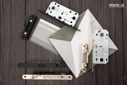 AGB Polaris 2XT Magnetic Bathroom Lock with adjustable strike plate - additional image