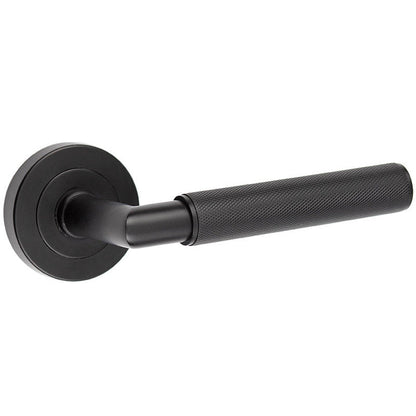 Frelan, Nero Mitred Knurled Door Handle on Rose Matt Black, Door Handles, Lever Handles On Round Rose