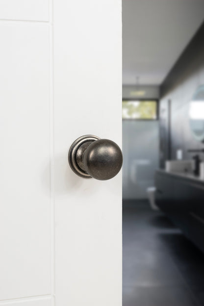 Old English Harrogate Solid Brass Mushroom Mortice Knob on Concealed Fix Rose - additional image
