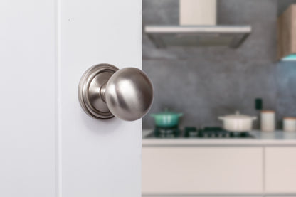 Old English Harrogate Solid Brass Mushroom Mortice Knob on Concealed Fix Rose - additional image