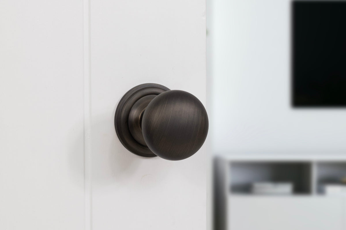 Old English Harrogate Solid Brass Mushroom Mortice Knob on Concealed Fix Rose - additional image
