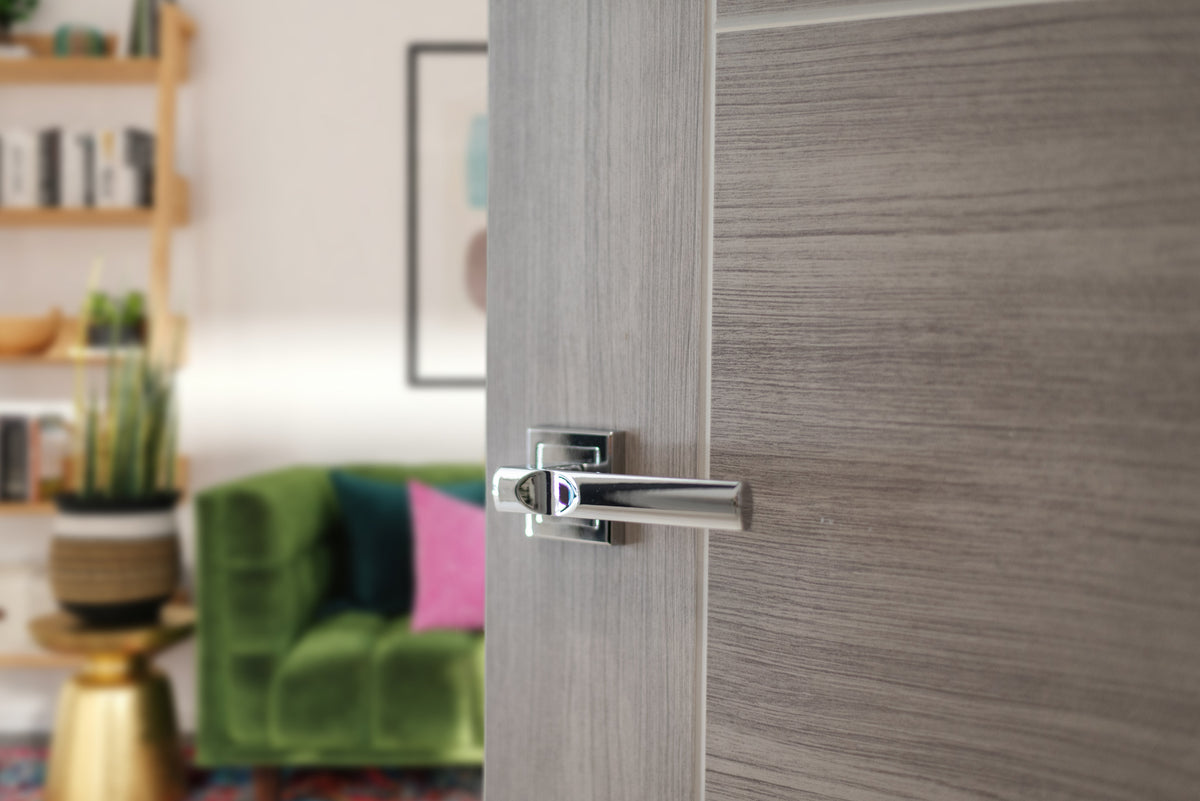 STATUS Kansas Lever Door Handle on Square Rose - additional image