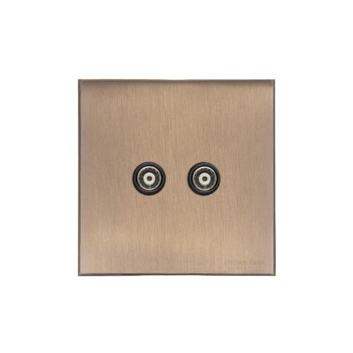 Windsor Range Antique Brass Switches & Sockets, WN91 - TV/FM Diplexed Socket by Heritage Brass By M-Marcus