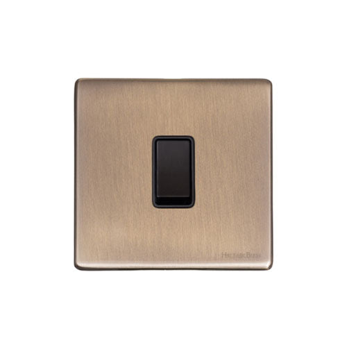 Vintage Range Antique Brass Switches & Sockets, X91 - 1 Gang Rocker Switch by Heritage Brass By M-Marcus