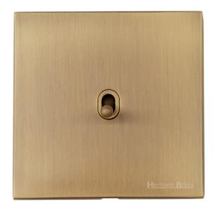 Winchester Range Antique Brass, W91 - 1 Gang Intermediate Stockholm Toggle