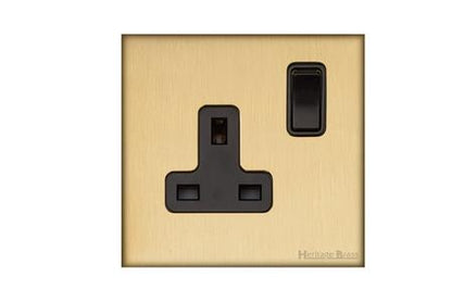 Windsor Range Matt Brass, WN40 - Single Socket (13 Amp)