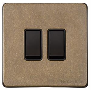 Vintage Range Rustic Brass, XRB - 2 Gang Rocker Switch