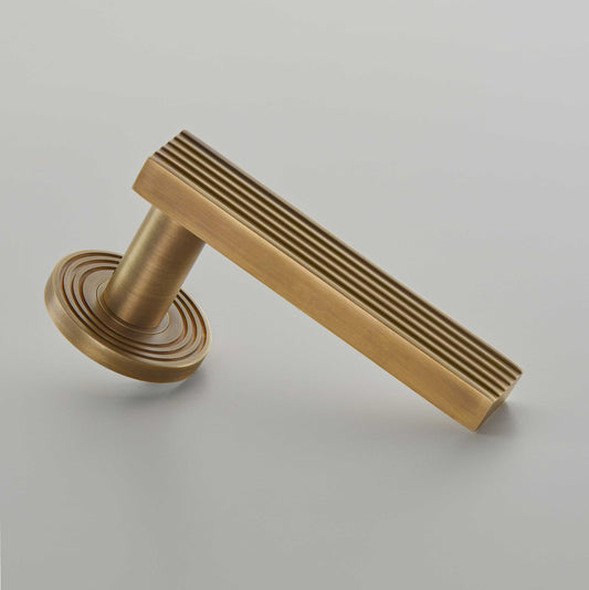 old-ICON LEVER-130