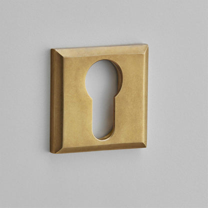 old-SQUARE PILLOW ESCUTCHEON EURO PROFILE