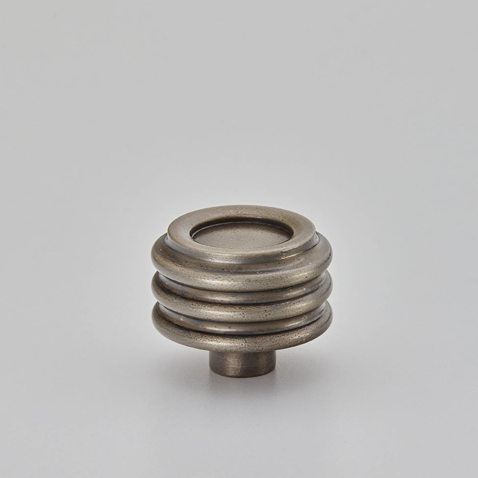old-RUTLAND CABINET KNOB